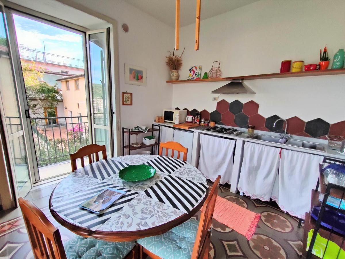 Panoramic Apartments In Villa In Center "The Beach And The Cliff" 1 Agropoli Exterior photo