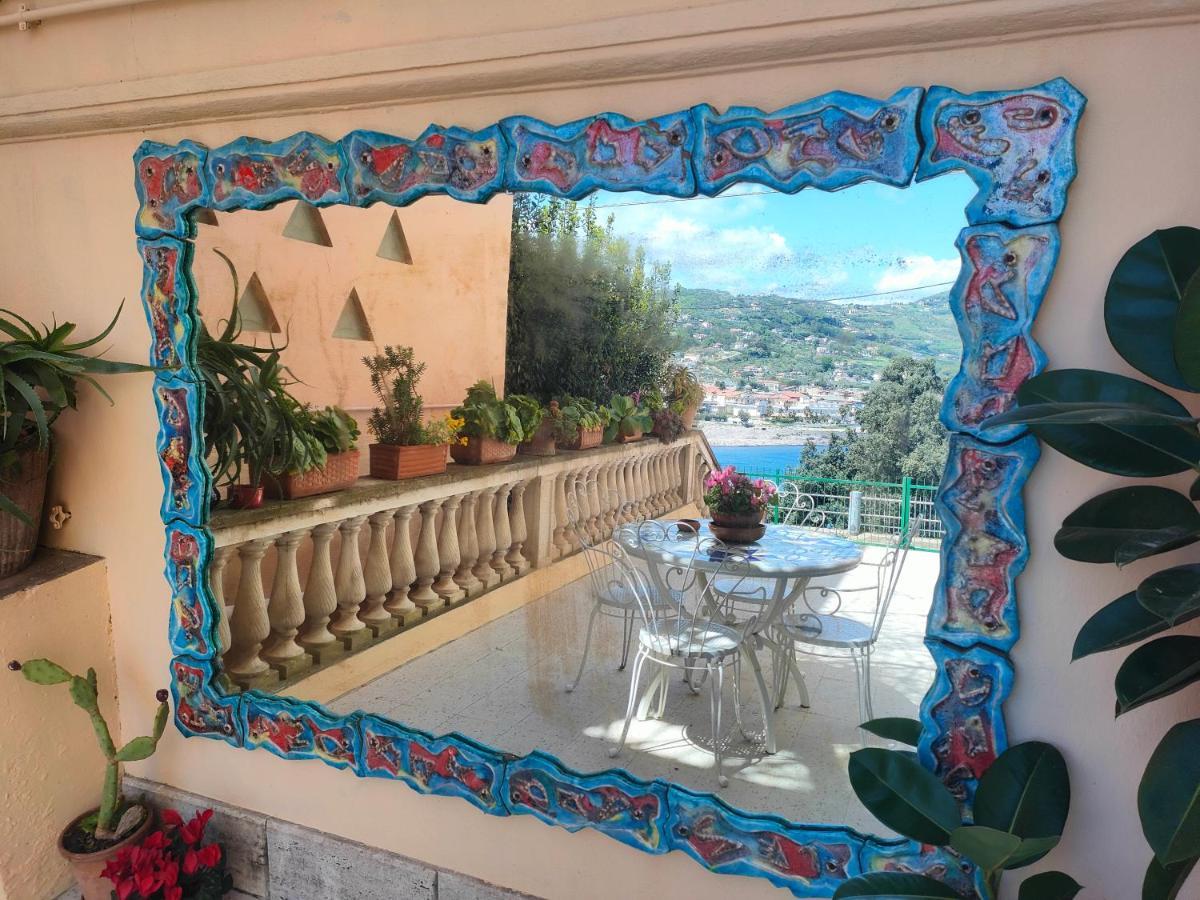 Panoramic Apartments In Villa In Center "The Beach And The Cliff" 1 Agropoli Exterior photo